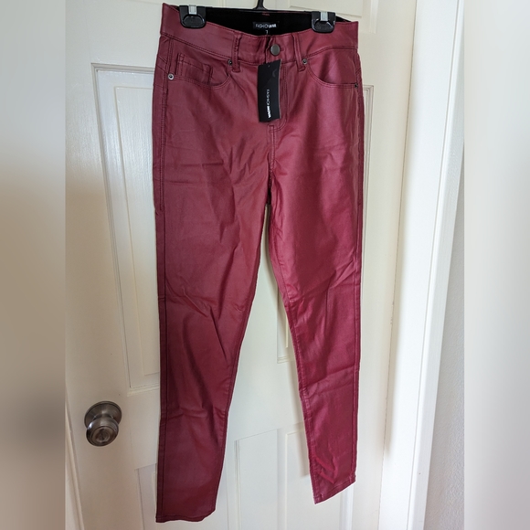 NWT Fashion Nova Leather Look Dark Red Stretch "She Bad" Jeans - Size 7 - Picture 2 of 3
